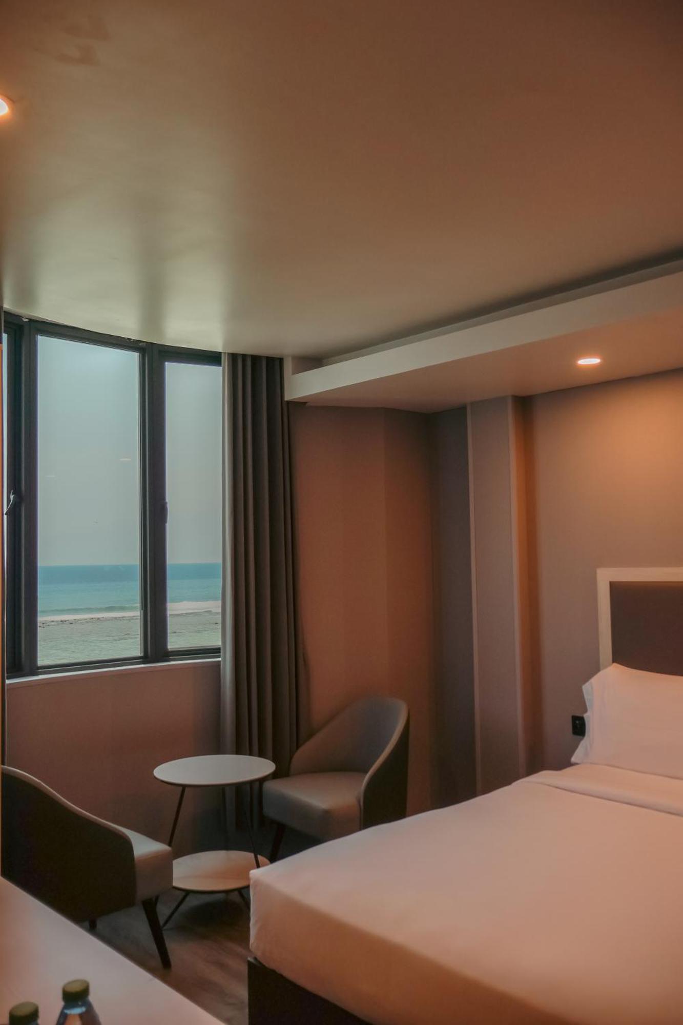 Starry Beach Inn Мале Экстерьер фото